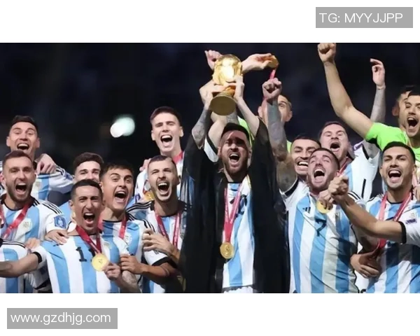 足球明星精彩瞬间对比剪辑模板图展示各自风采与成就的完美时刻