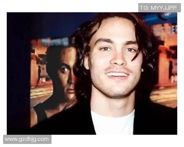 近代足球界的功夫明星盘点与他们的传奇故事分享